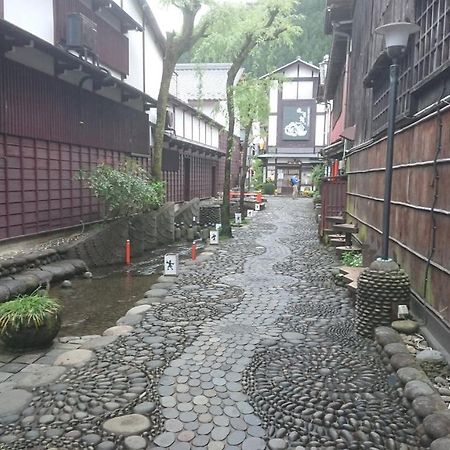 Hotel Yanaka No Taisuke à Gujō Extérieur photo